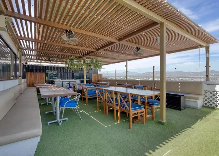 Dog-friendly With Ocean-view Rooftop Infinity Pool, Ac & Gym Сasa de vacaciones