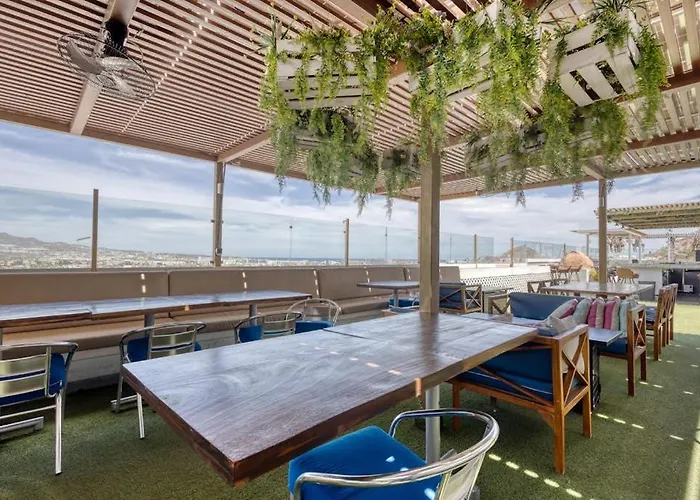 Dog-friendly With Ocean-view Rooftop Infinity Pool, Ac & Gym Сasa de vacaciones *